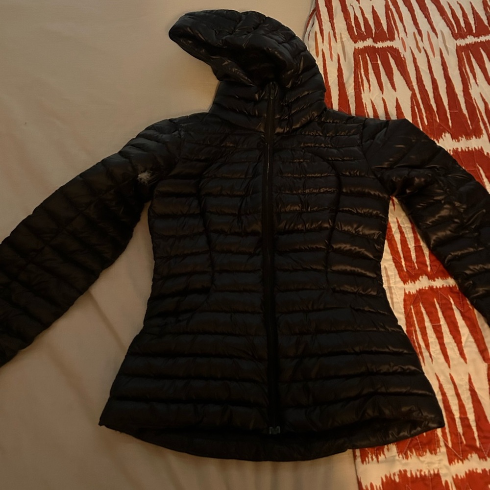 Lululemon puffer coat